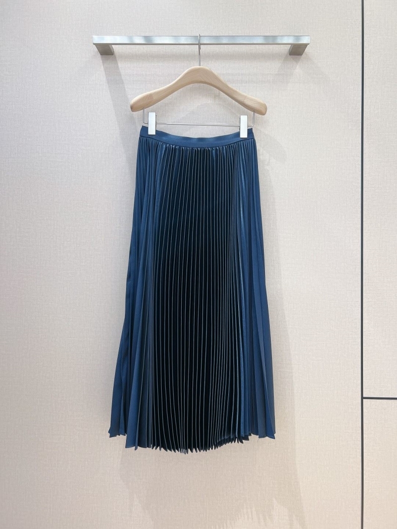 D*or skirts
